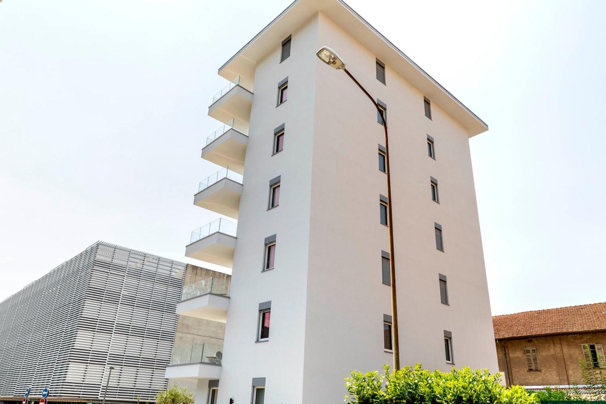 Regalia Suites - Free Parking لوغانو المظهر الخارجي الصورة