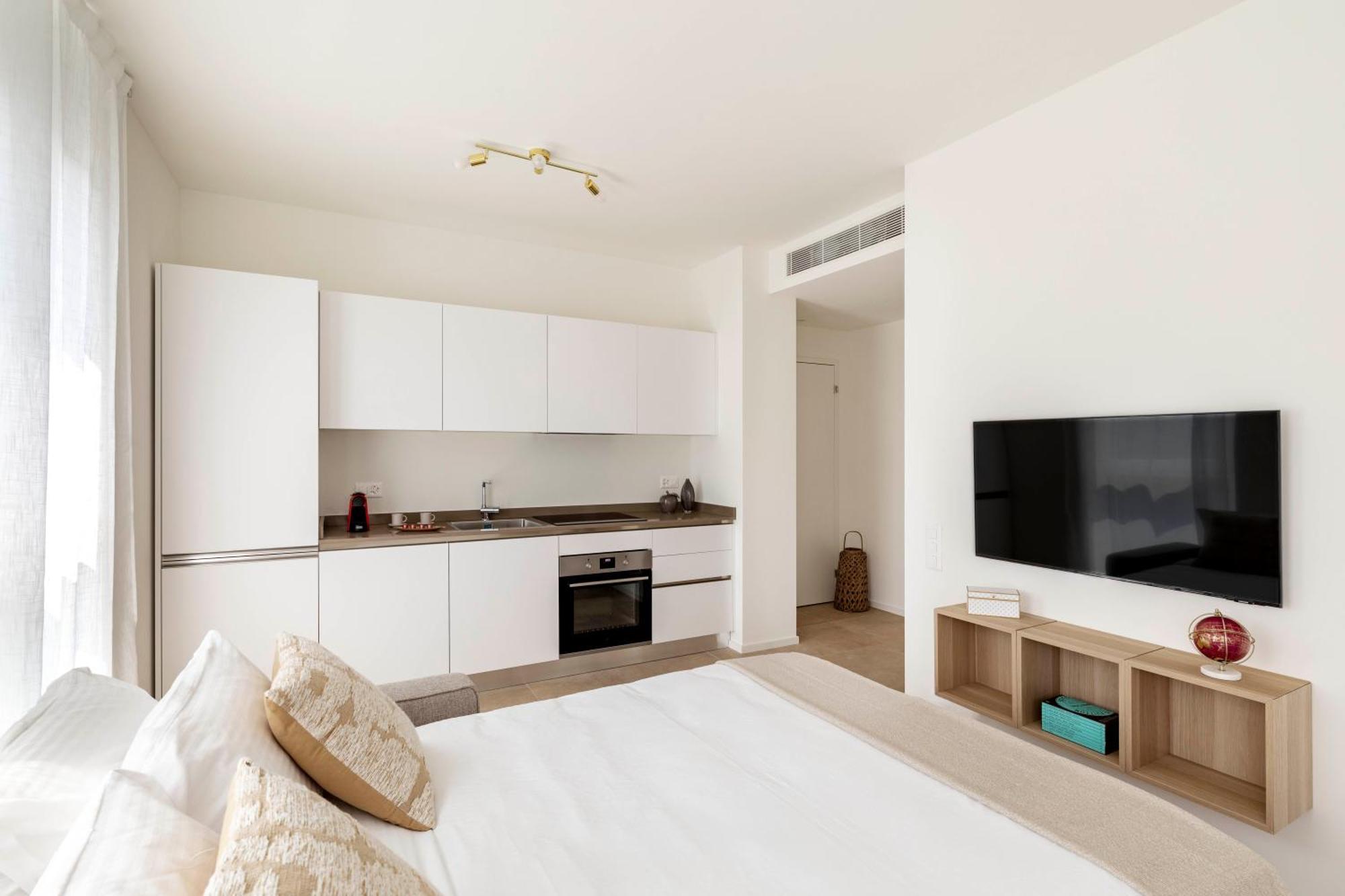 Regalia Suites - Free Parking لوغانو المظهر الخارجي الصورة